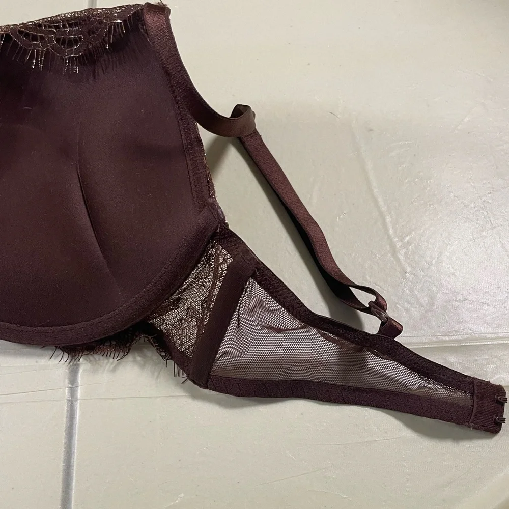 Victoria's Secret Deep Brown Lace Bra - Picture 14 of 15